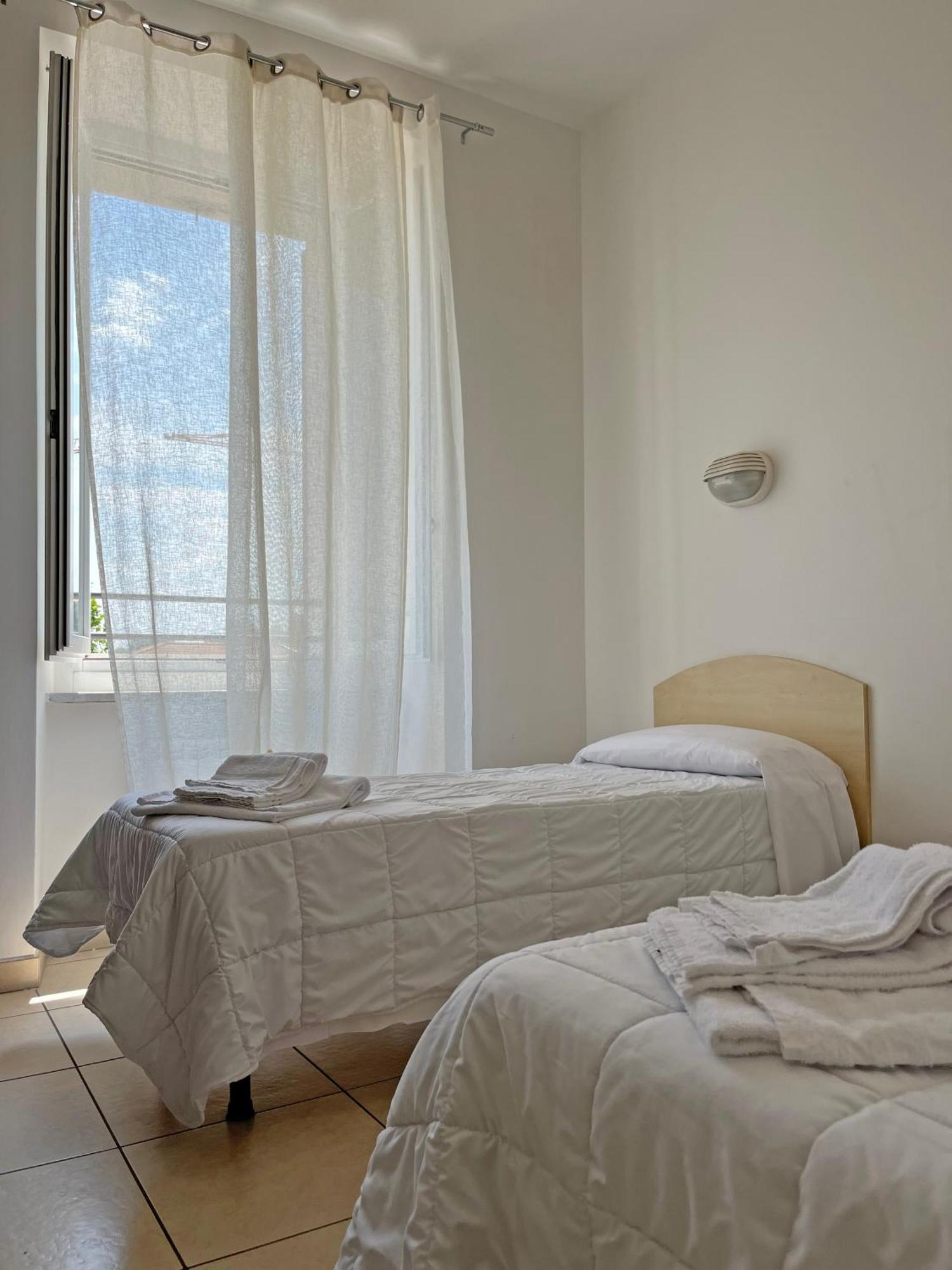 Pensione Piemonte Лорето Экстерьер фото