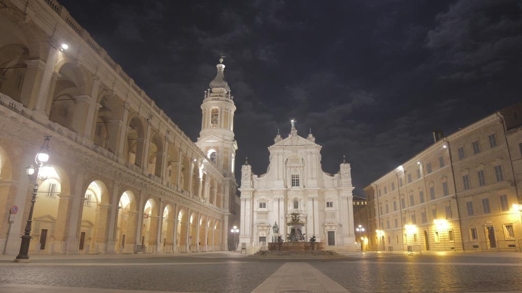 Pensione Piemonte Лорето Экстерьер фото