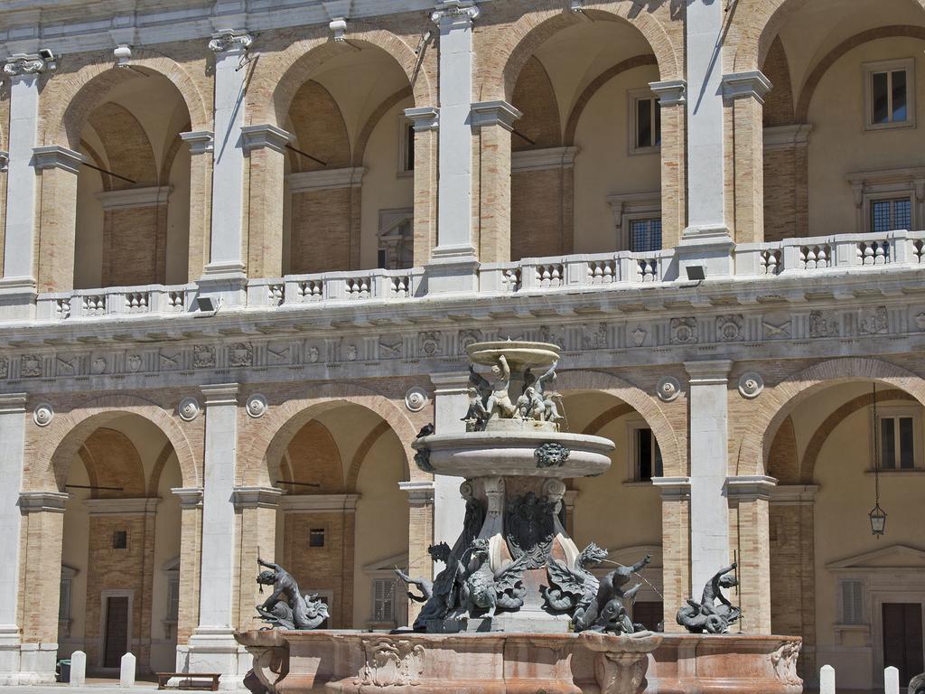 Pensione Piemonte Лорето Экстерьер фото